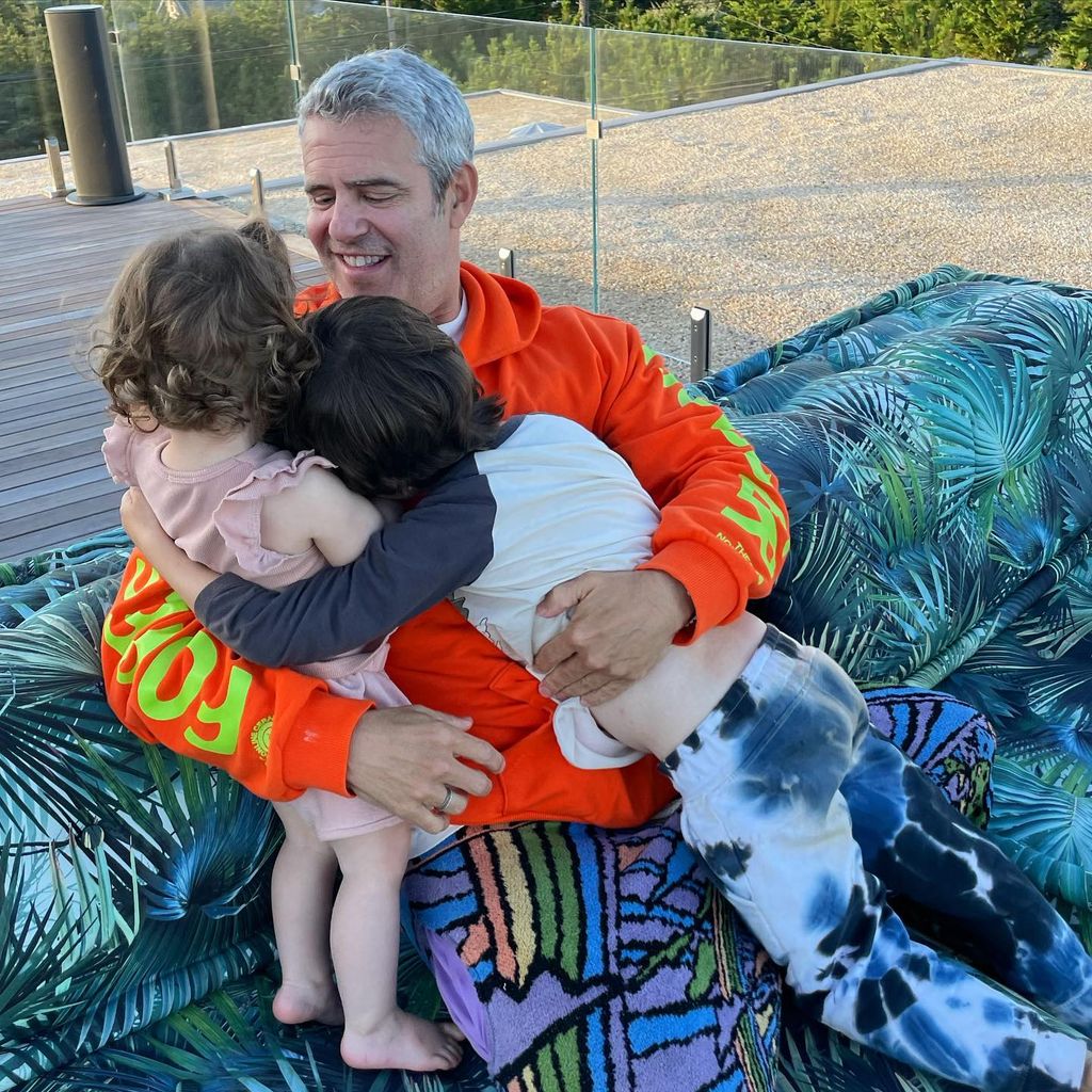 Andy Cohen mit seinen Kindern Ben und Lucy Eve, September 2023