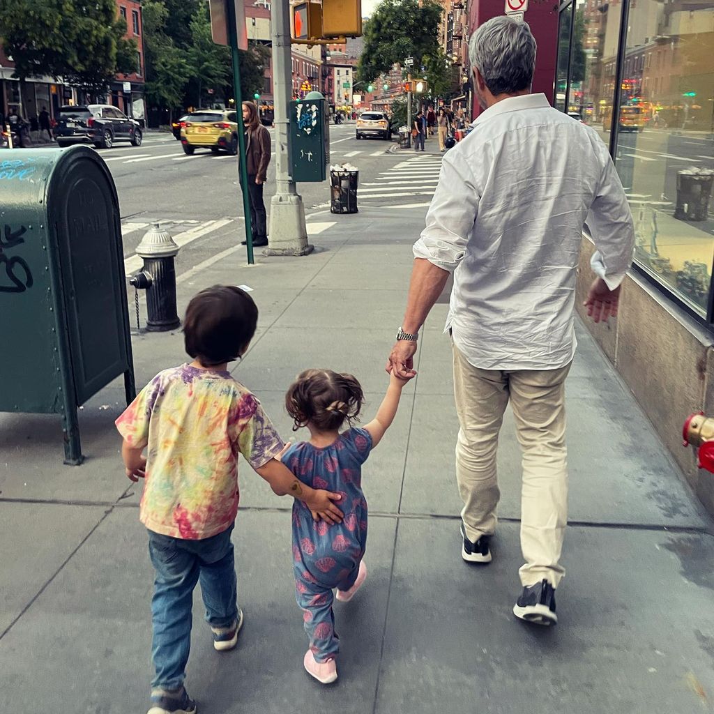 Andy Cohen mit seinen Kindern Ben und Lucy Eve