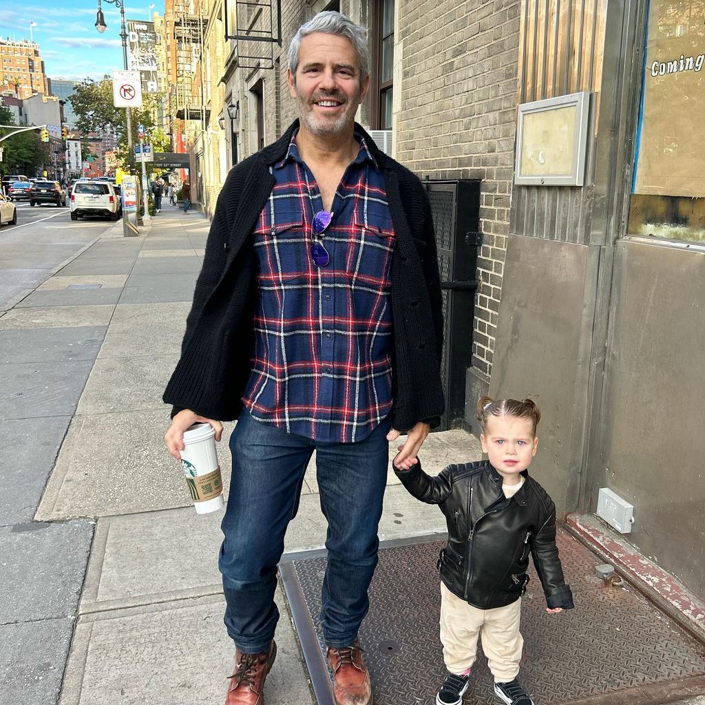 Andy Cohen mit seiner Tochter Lucy Eve, Oktober 2023