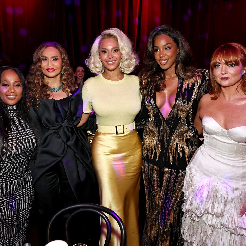 Angela Beyince, Tina Knowles, Beyoncé, Kelly Rowland und Samantha Barry bei den Glamour Women of the