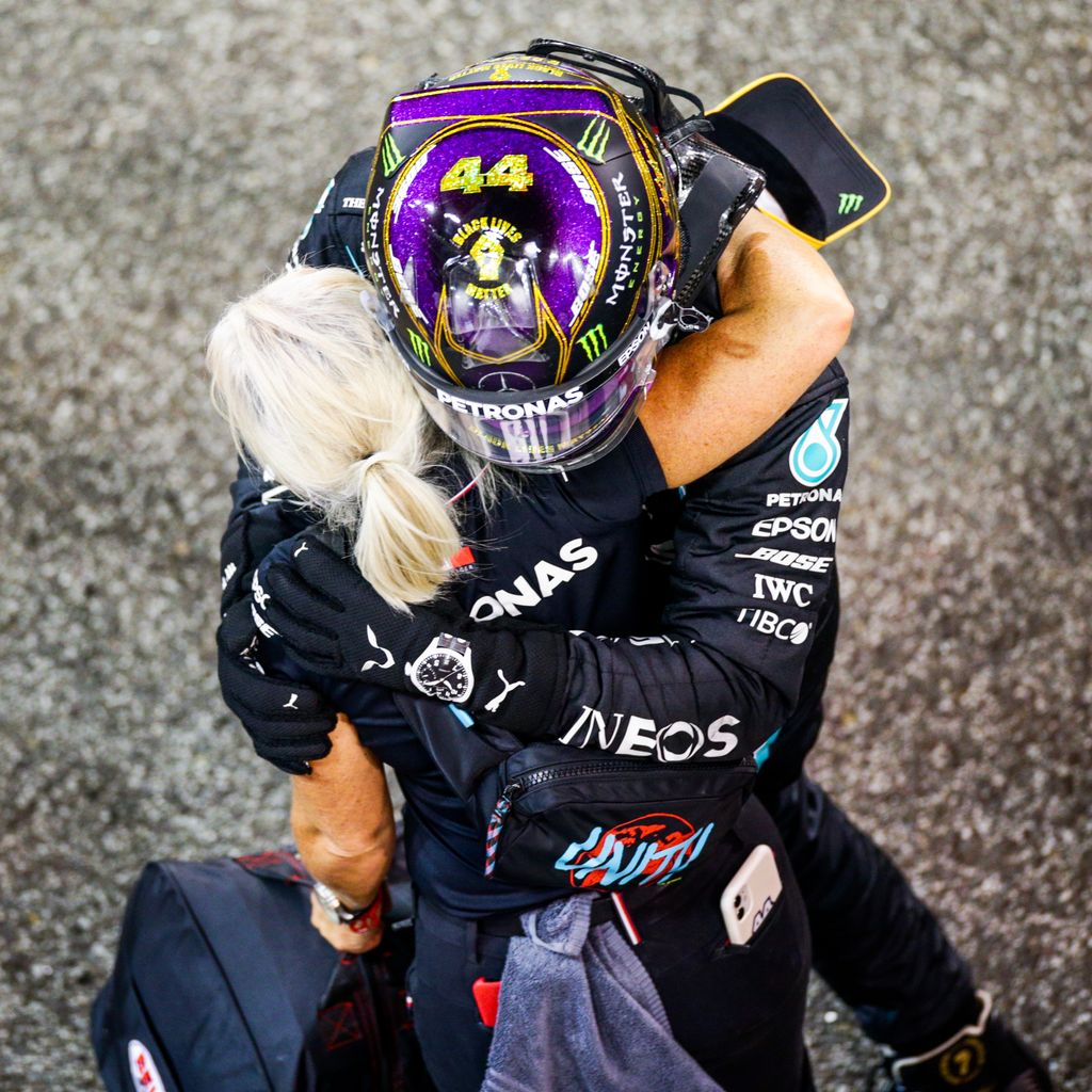 Angela Cullen und Lewis Hamilton, Dezember 2021