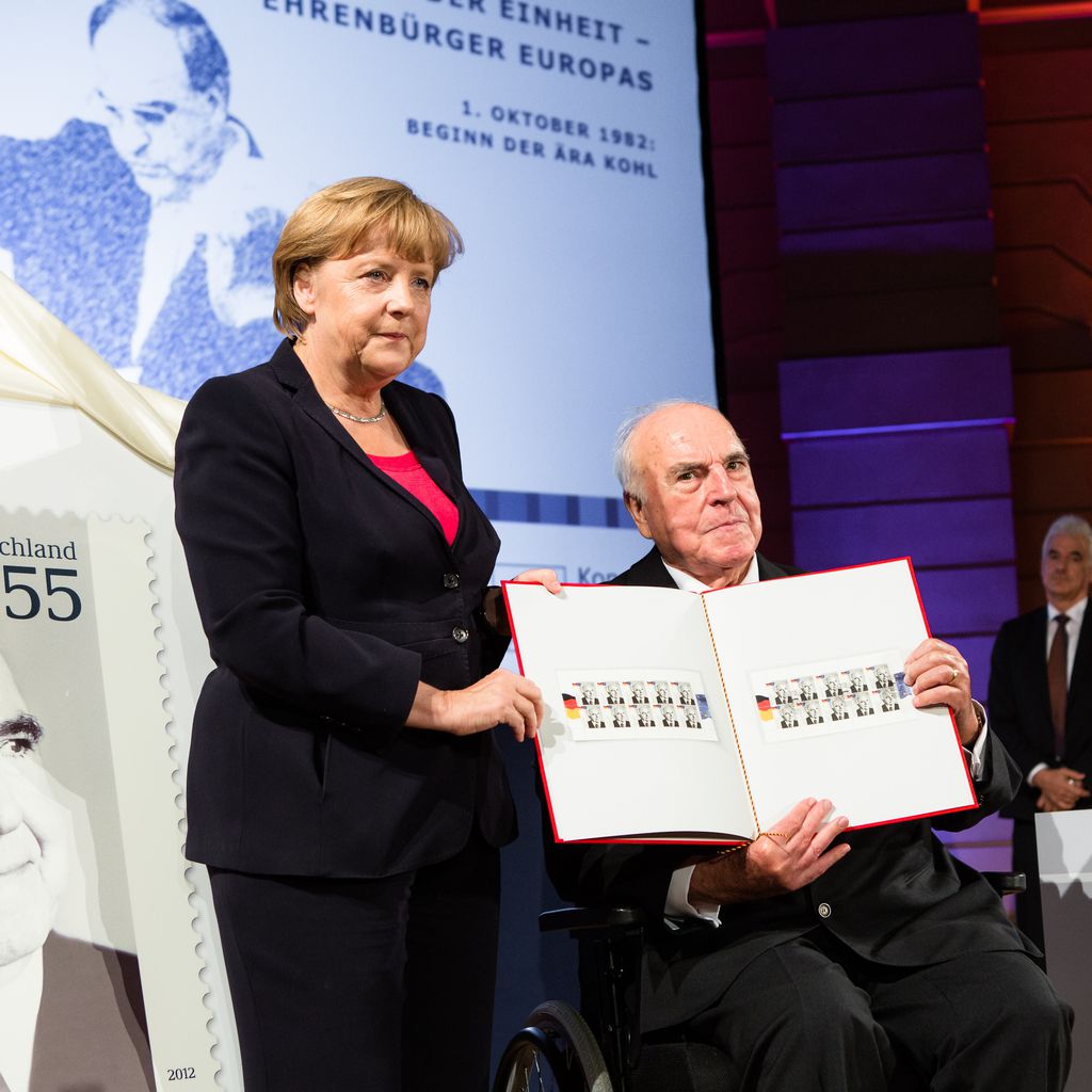 Angela Merkel und Helmut Kohl im Jahr 2012
