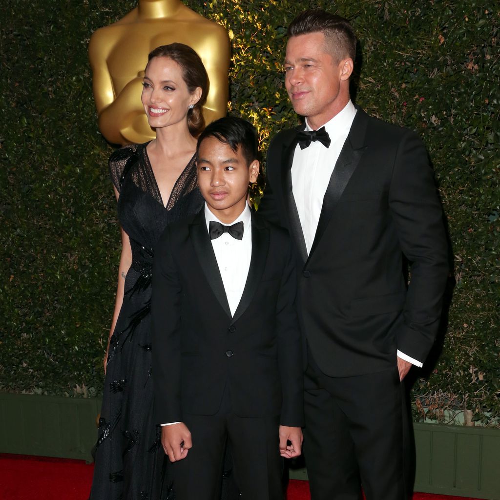 Angelina Jolie, Brad Pitt und Sohn Maddox im November 2013