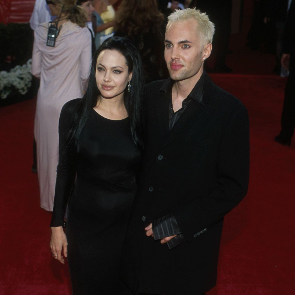 Angelina Jolie mit ihrem Bruder James Haven bei den Oscars 2000