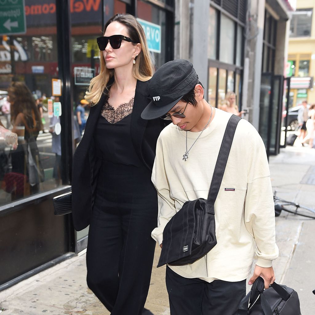 Angelina Jolie und Pax Thien Jolie-Pitt im August 2023 in New York City