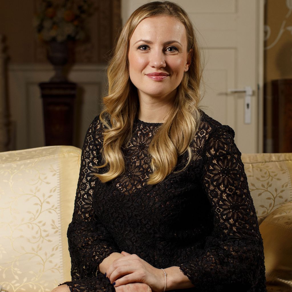 Ania Niedieck am Set von "Alles was zählt"