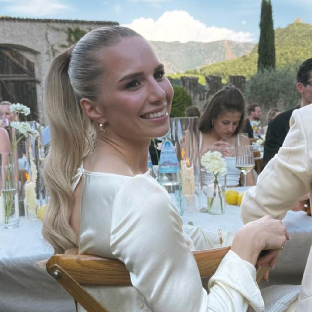 Anika Neuer auf ihrer Hochzeit, Juli 2025