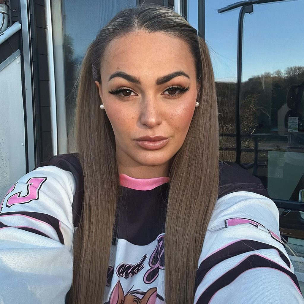 Anita Latifi, Rapperin