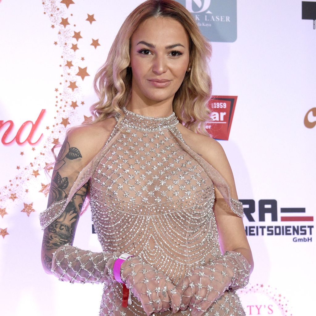 Anita Latifi, Rapperin