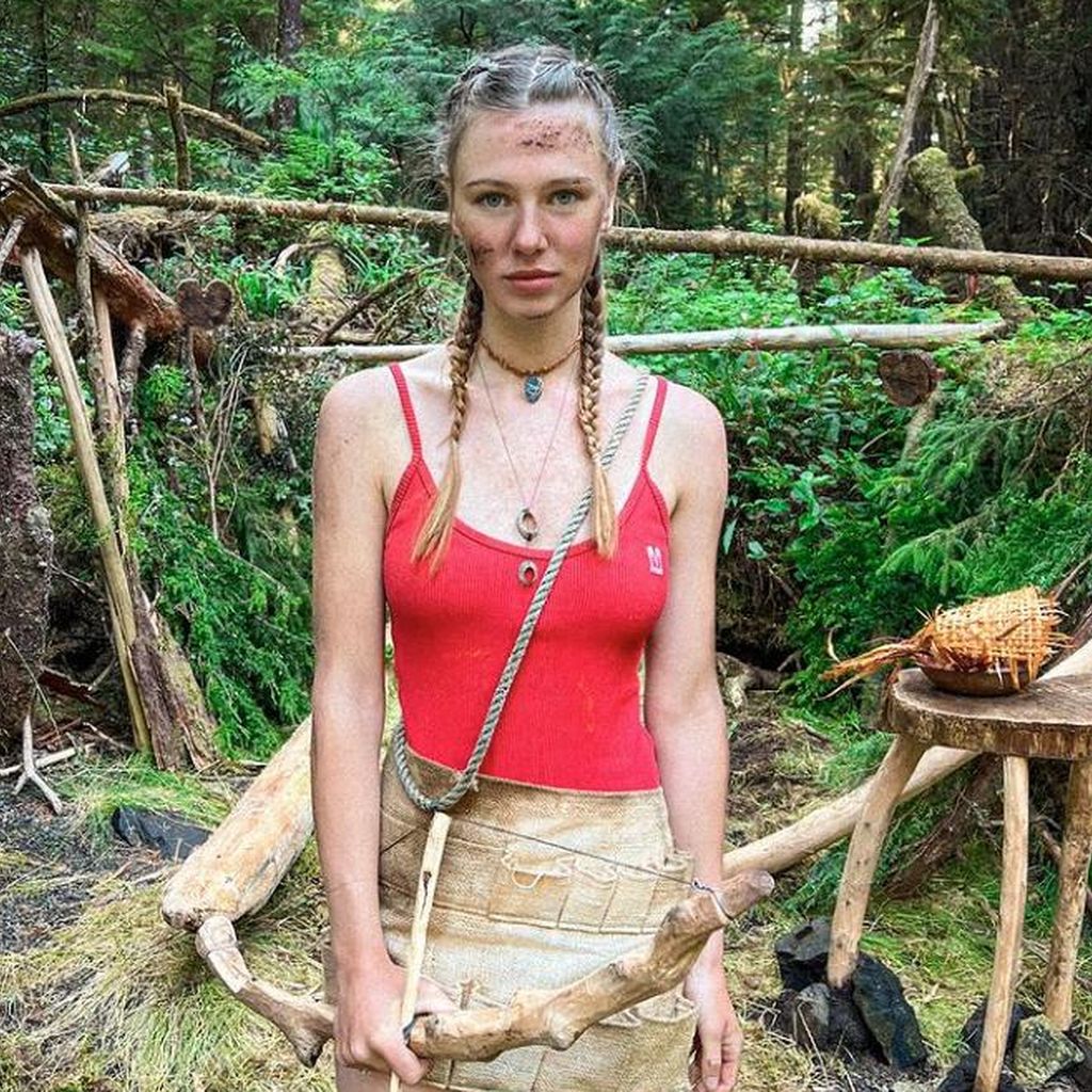 Ann-Kathrin Bendixen bei "7 vs. Wild"