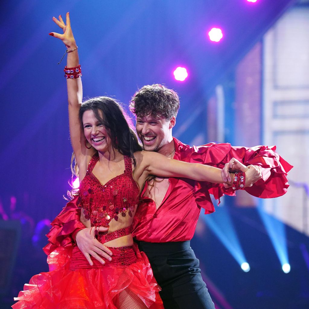 Ann-Kathrin Bendixen und Valentin Lusin bei "Let's Dance"