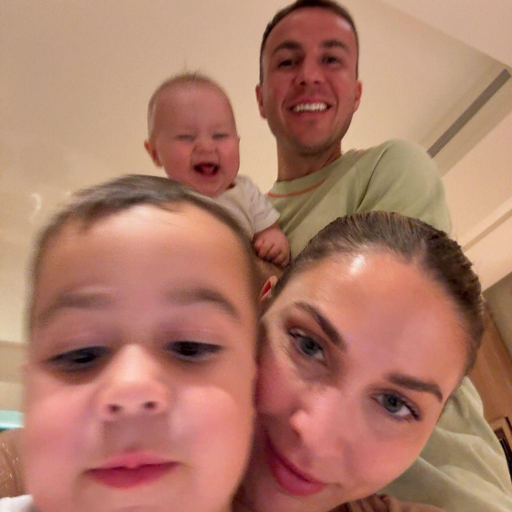Ann-Kathrin Götze mit ihrem Mann Mario und den Kindern Rome und Gioia