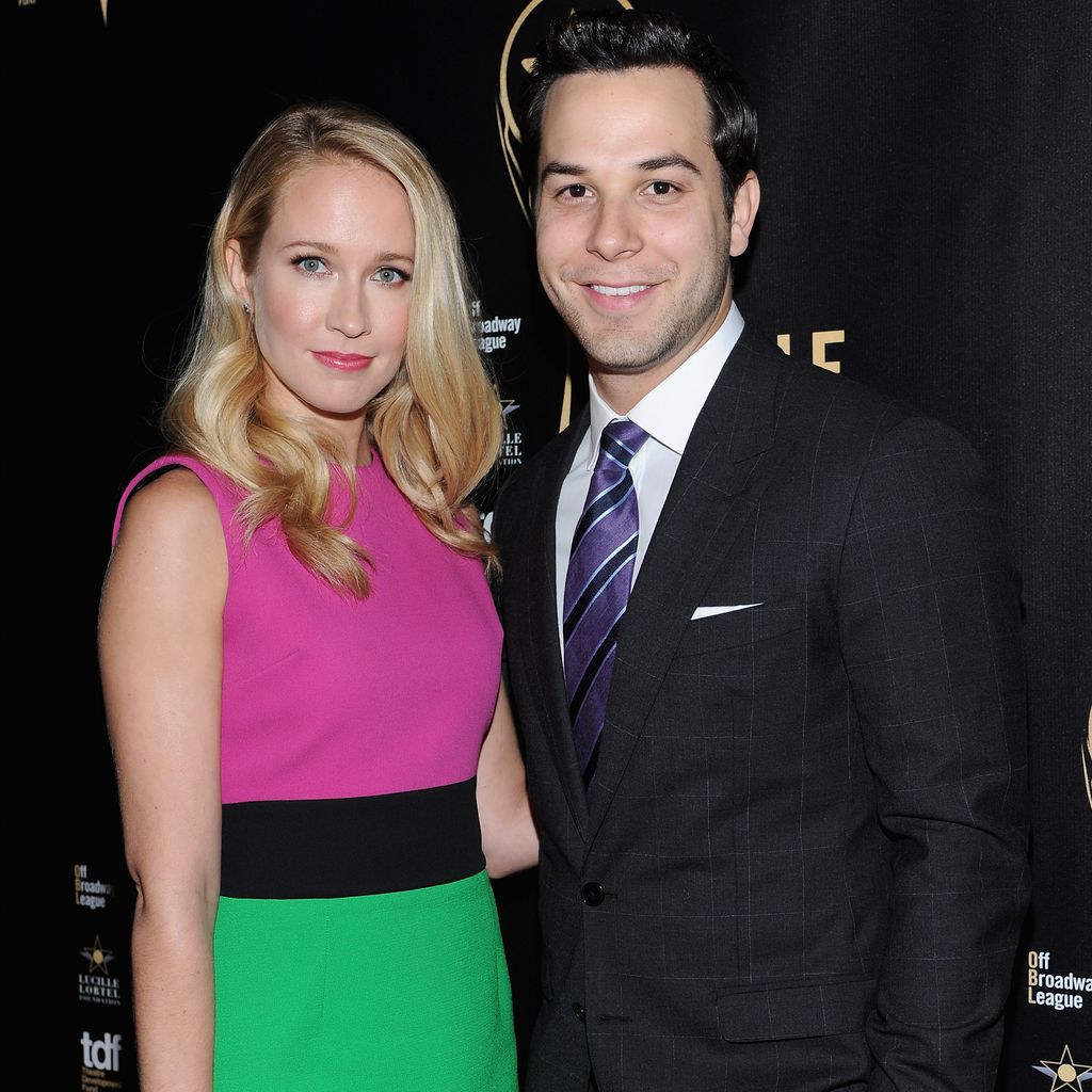 Anna Camp und Skylar Astin bei den Lucille Lortel Awards in New York