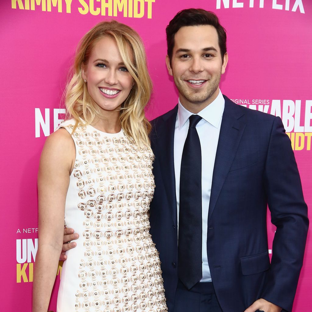 Anna Camp und Skylar Astin bei Serien-Premiere in New York
