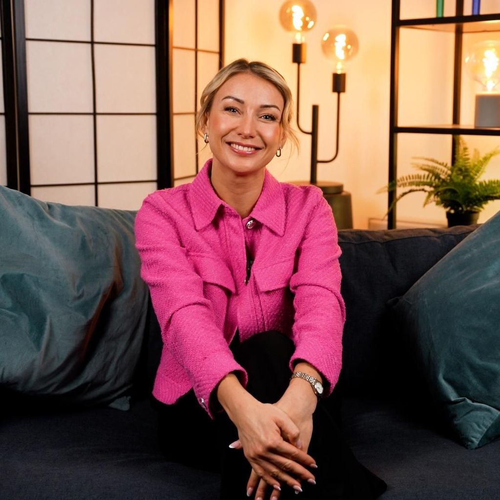Anna-Carina Woitschack am "Alles was zählt"-Set, 2025