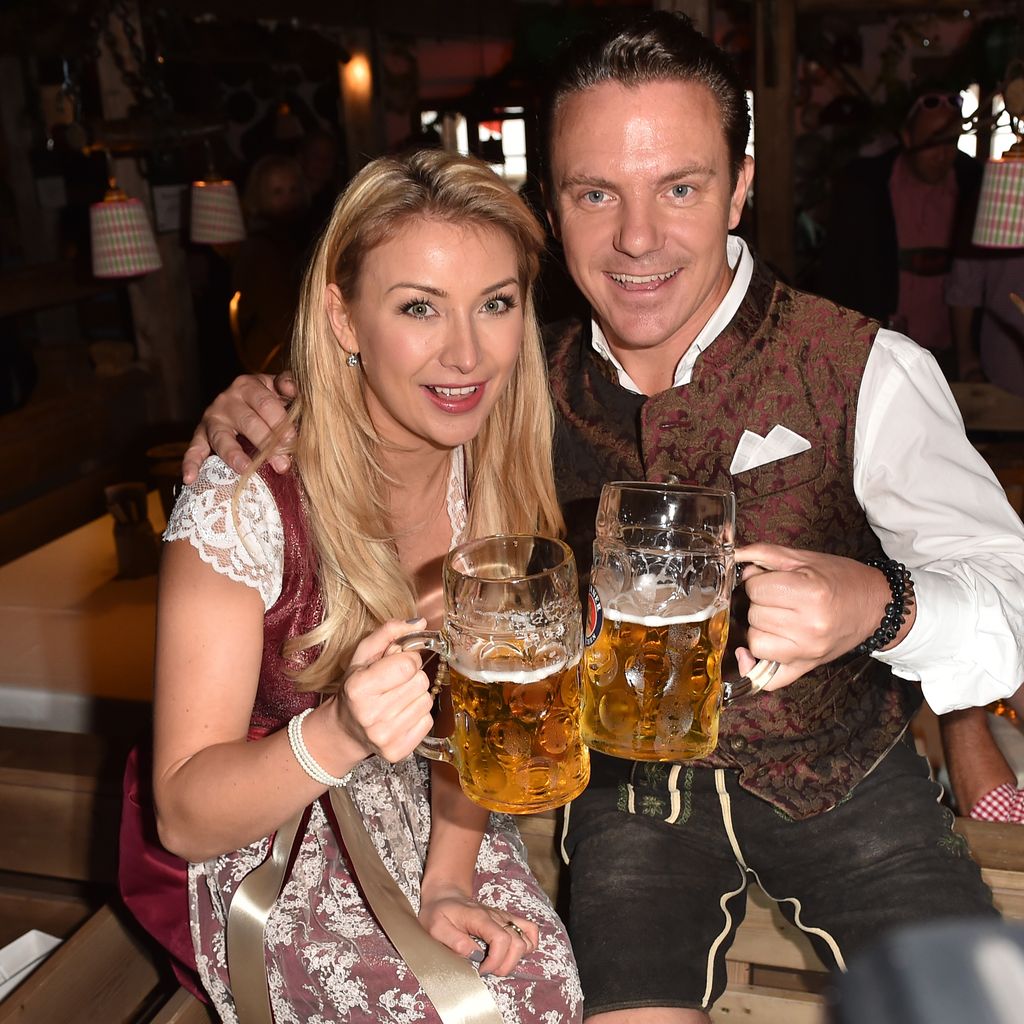 Anna-Carina Woitschack und Stefan Mross auf dem Oktoberfest 2017