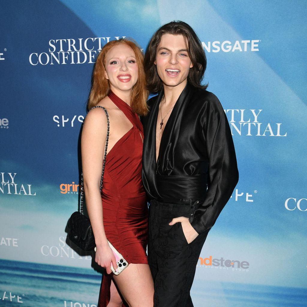 Anna Ermakova und Damian Hurley in New York im April 2024