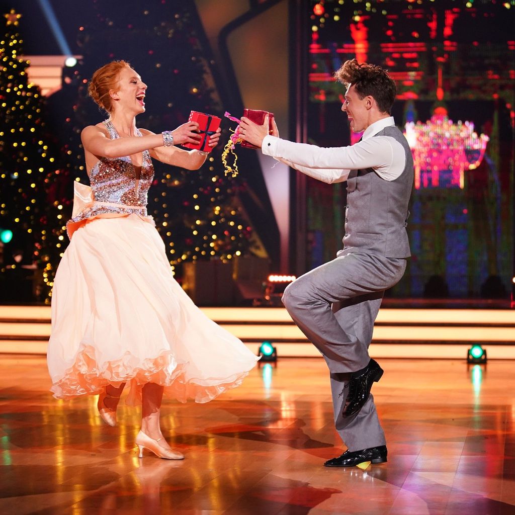 Anna Ermakova und Valentin Lusin beim "Let's Dance"-Weihnachtsspecial