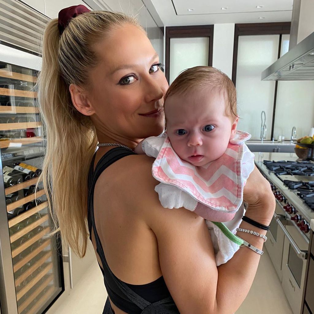 Anna Kournikova und ihre Tochter Mary im April 2020