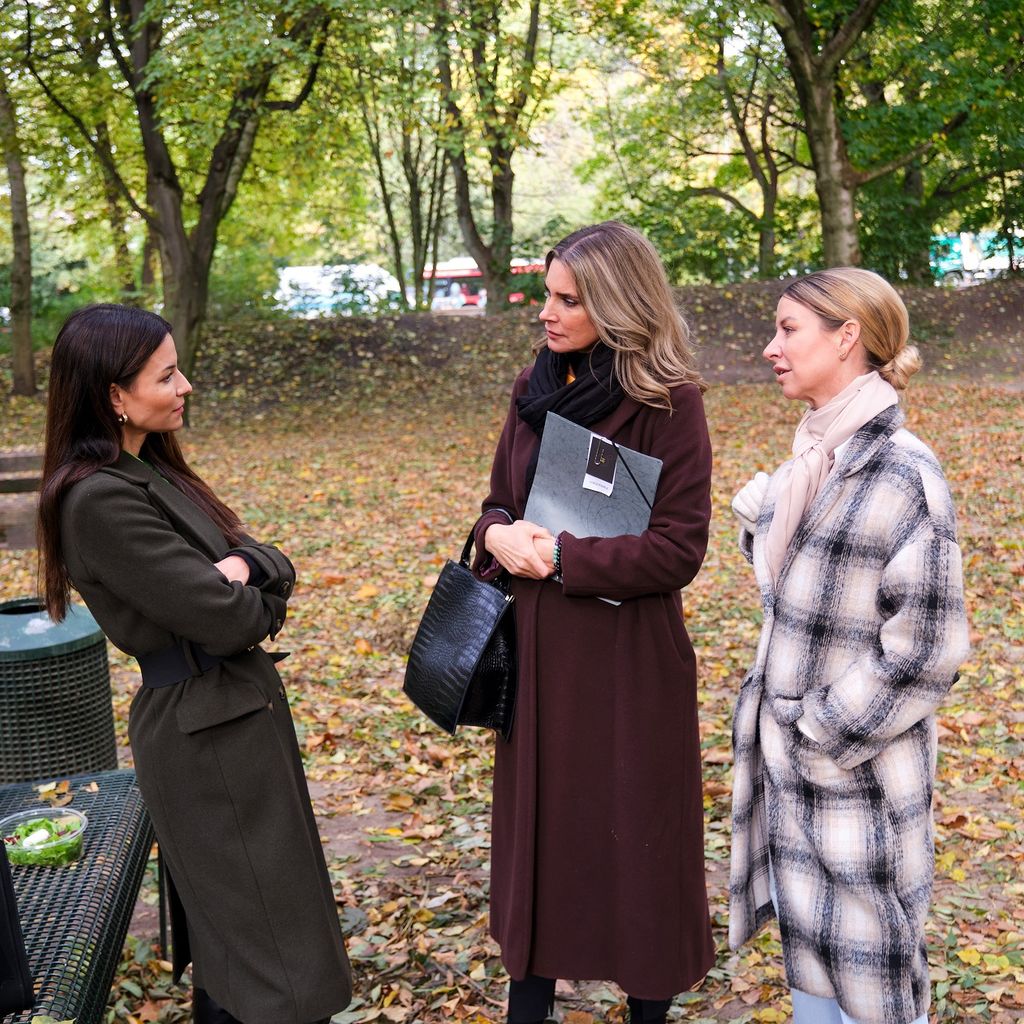 Anna Lena Class, Claudelle Deckert und Isabell Hertel bei "Unter uns"