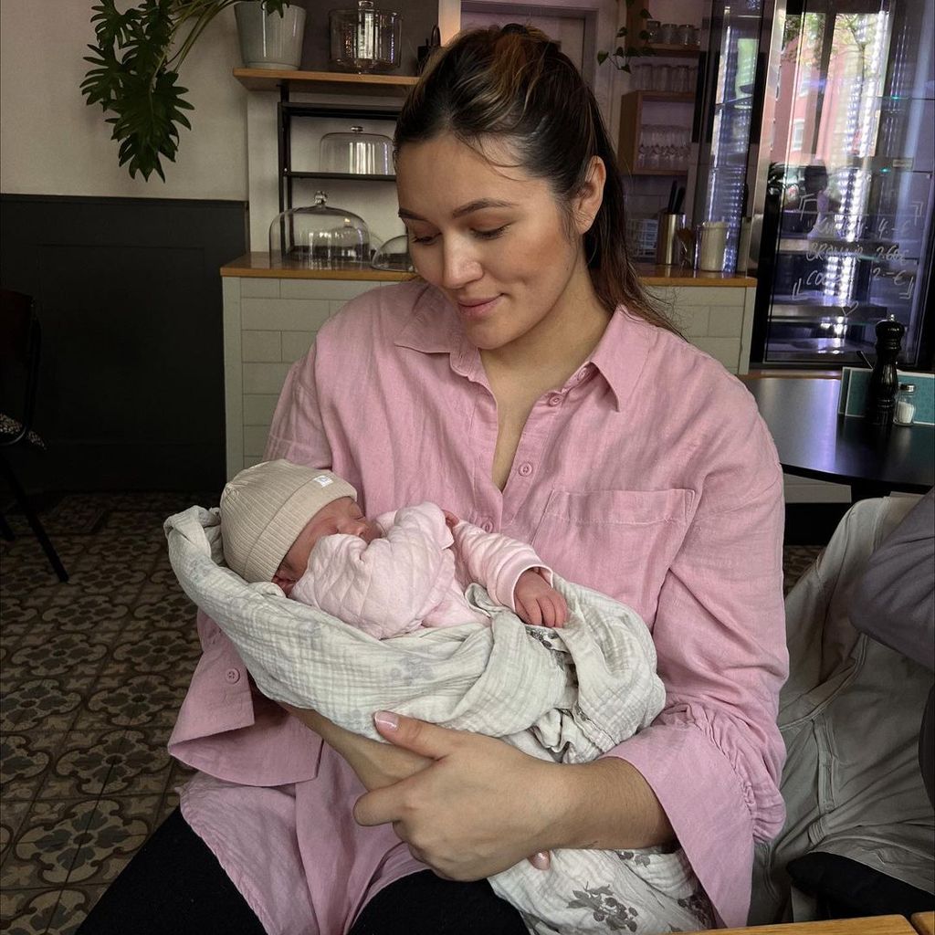 Anna Maria Damm und ihr Baby, April 2023