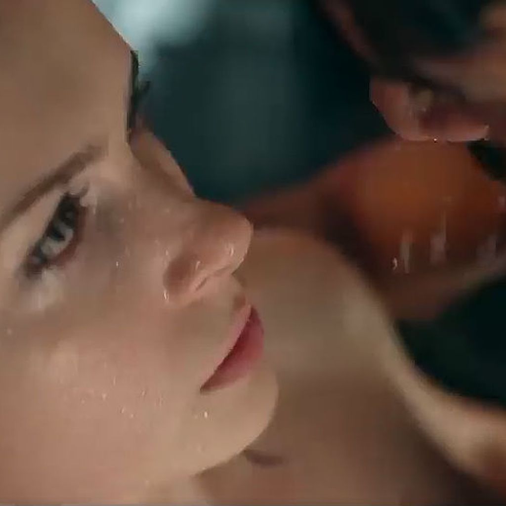 Anna Maria Sieklucka und Michele Morrone in "365 Days"