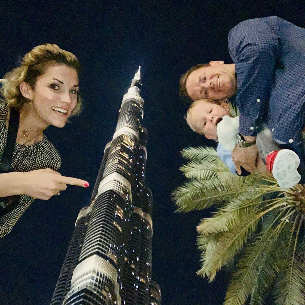 Anna-Maria Zimmermann mit ihrem Mann und ihrem Sohn in Dubai