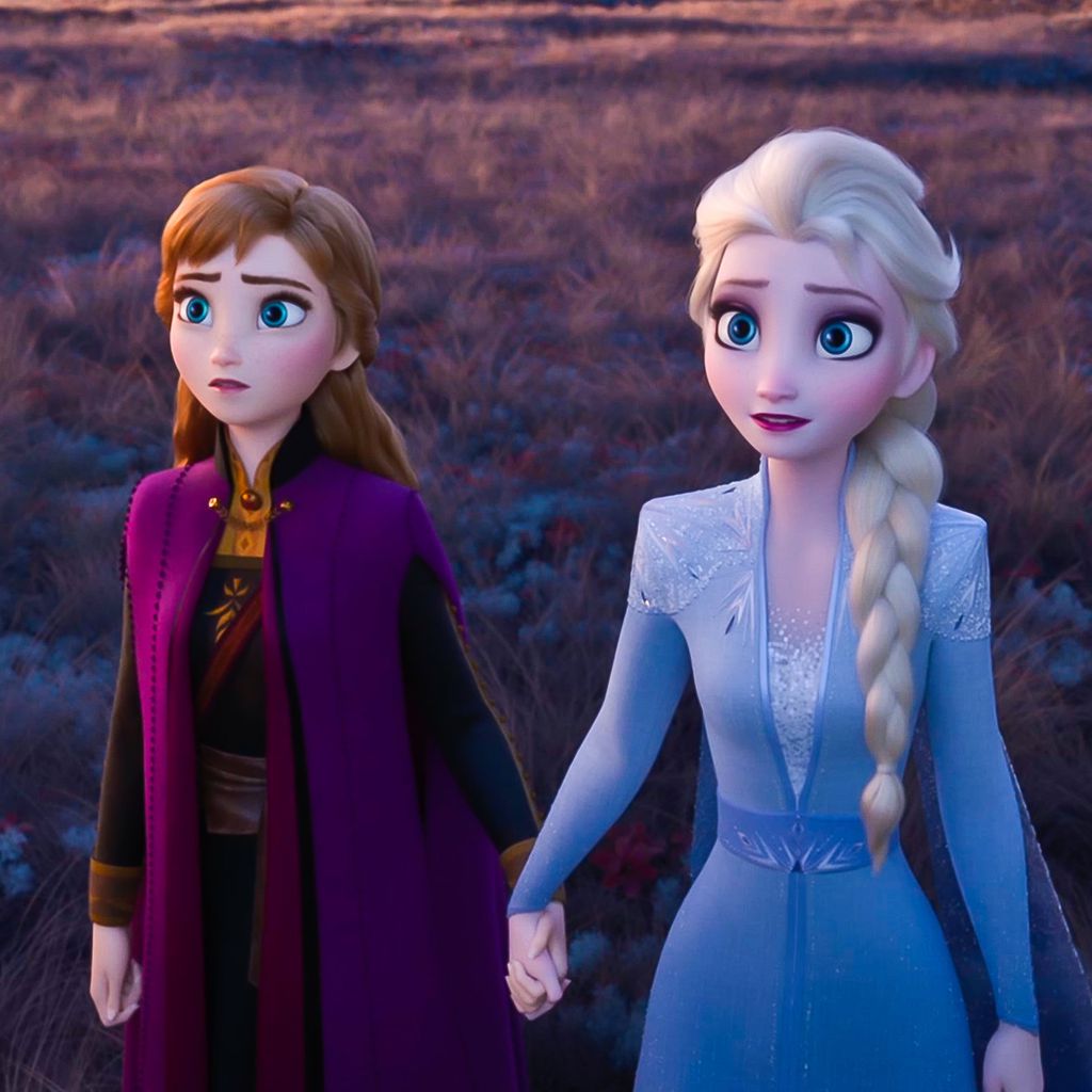 Anna und Elsa in "Die Eiskönigin 2"