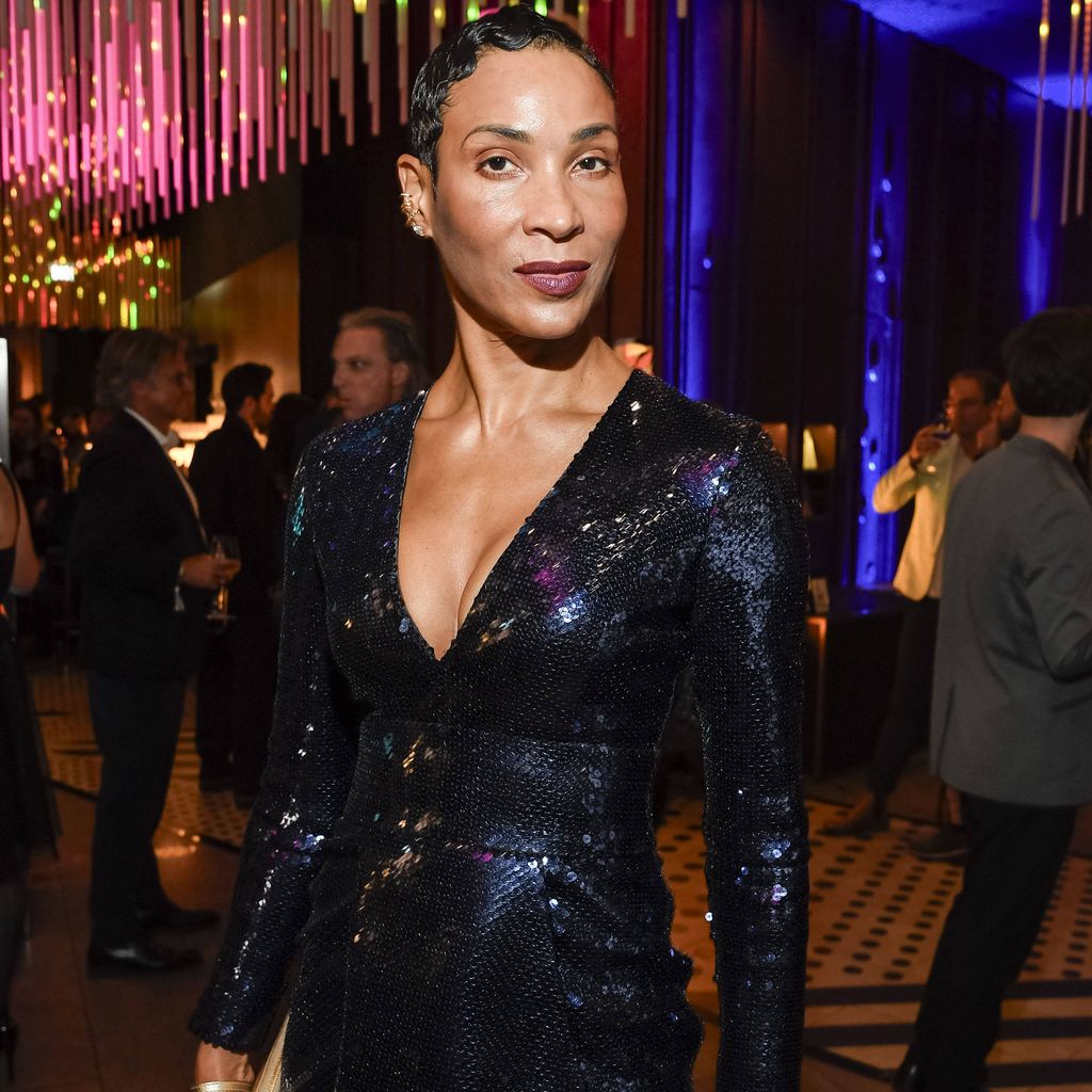 Annabelle Mandeng, Oktober 2025