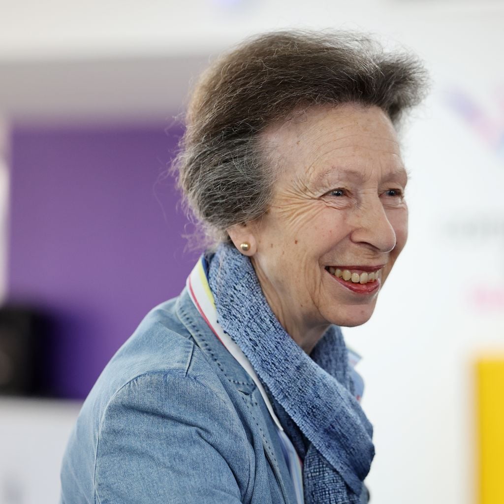 Anne, Princess Royal, besucht das Commonwealth-Games-Hauptquartier in Glasgow