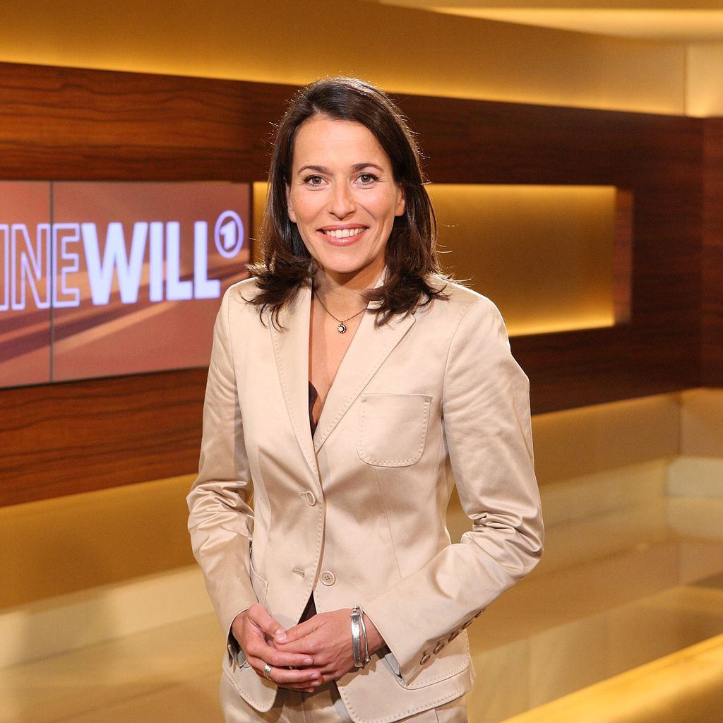 Anne Will, Moderatorin