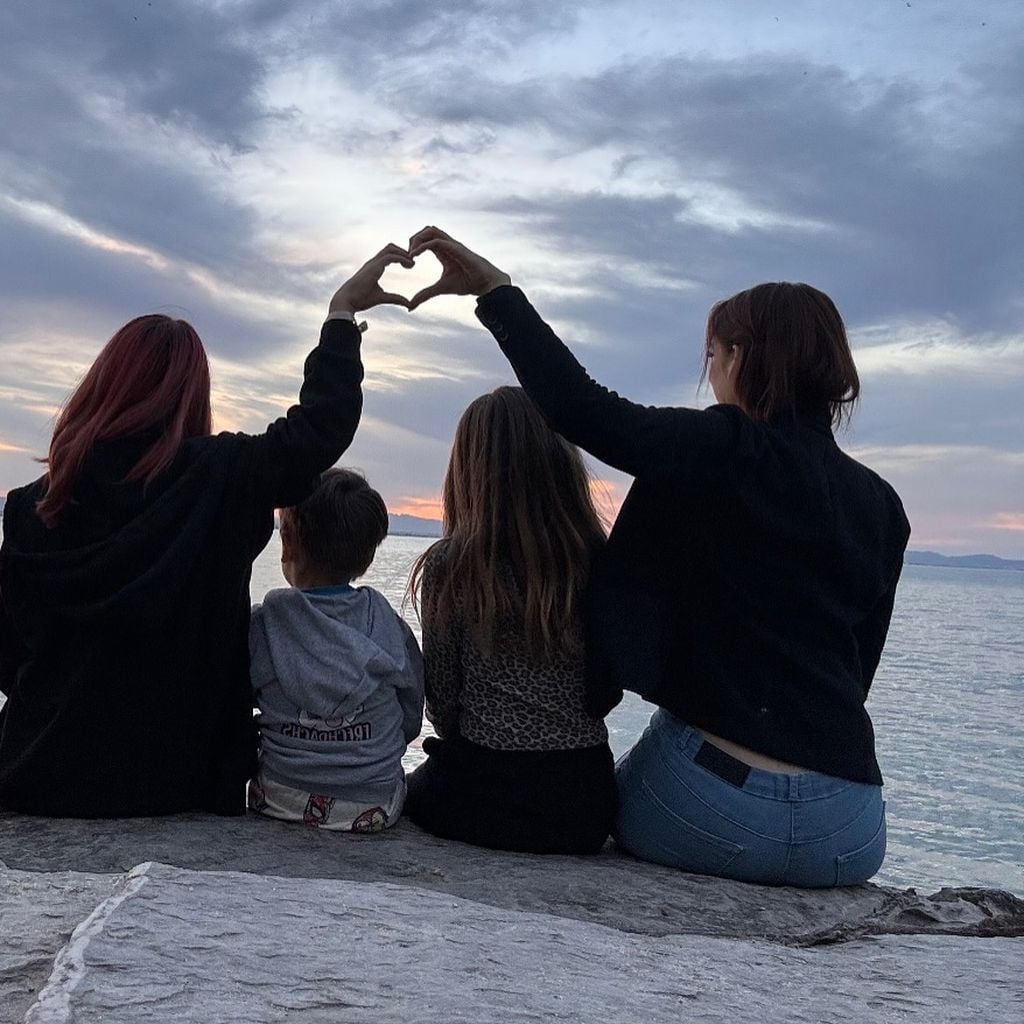 Anne Wünsche und ihre drei Kinder, Dezember 2025