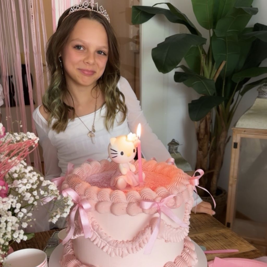 Anne Wünsches Tochter Miley an ihrem elften Geburtstag