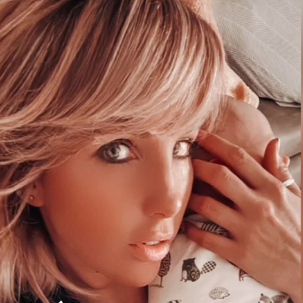 Annemarie Eilfeld mit ihrem Sohn