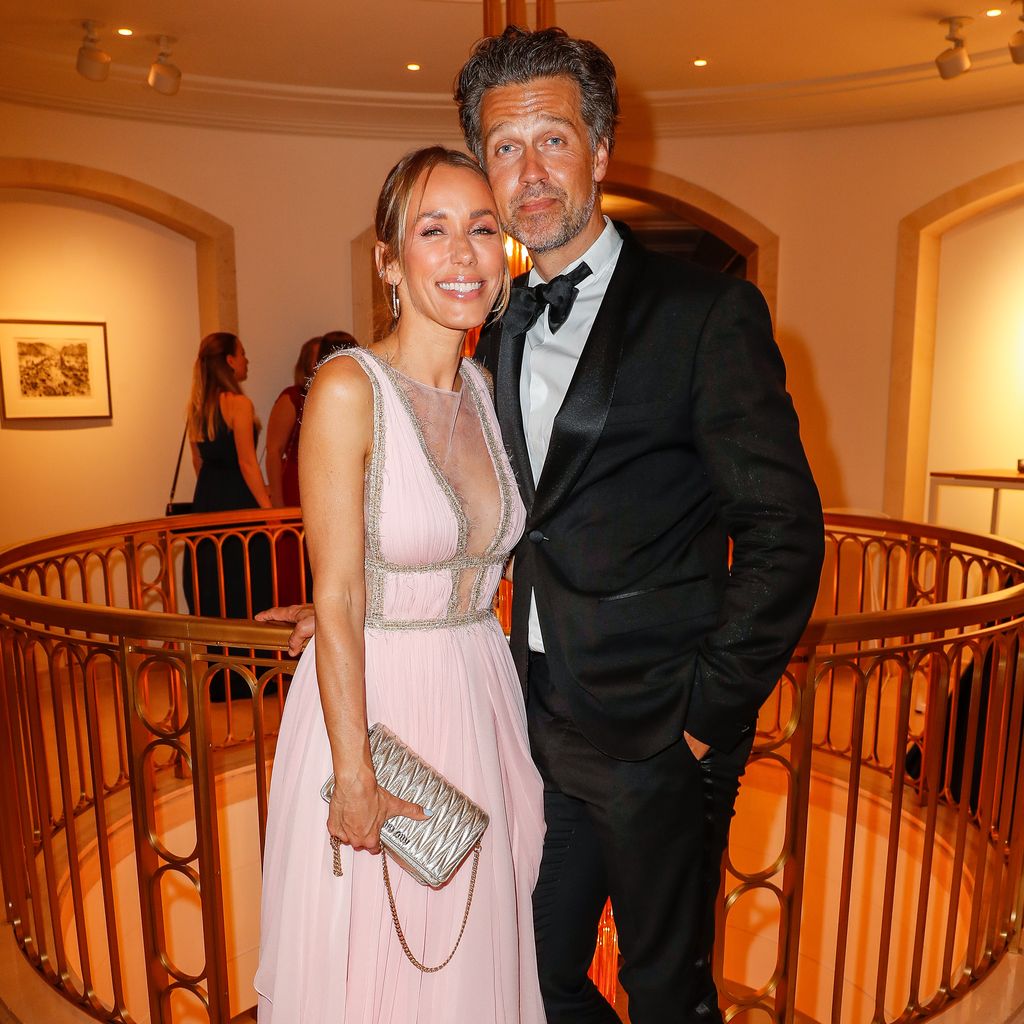 Annemarie und Wayne Carpendale beim Bundespresseball Dinner 2022