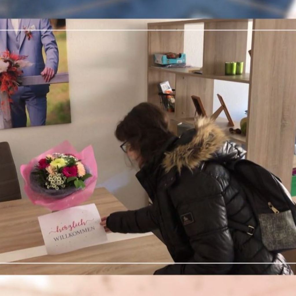 Annika in ihrer Paarwohnung bei "Hochzeit auf den ersten Blick"
