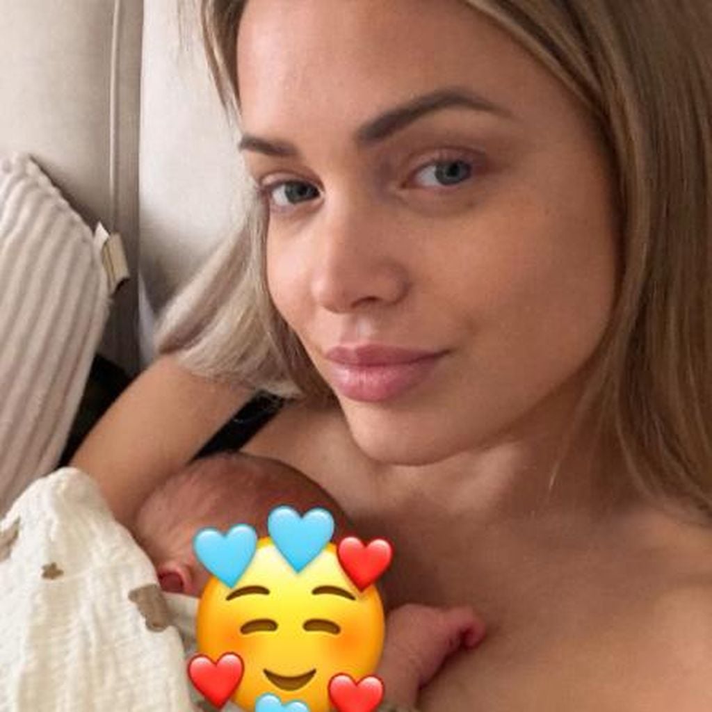 Annika Jung mit ihrem neugeborenen Sohn