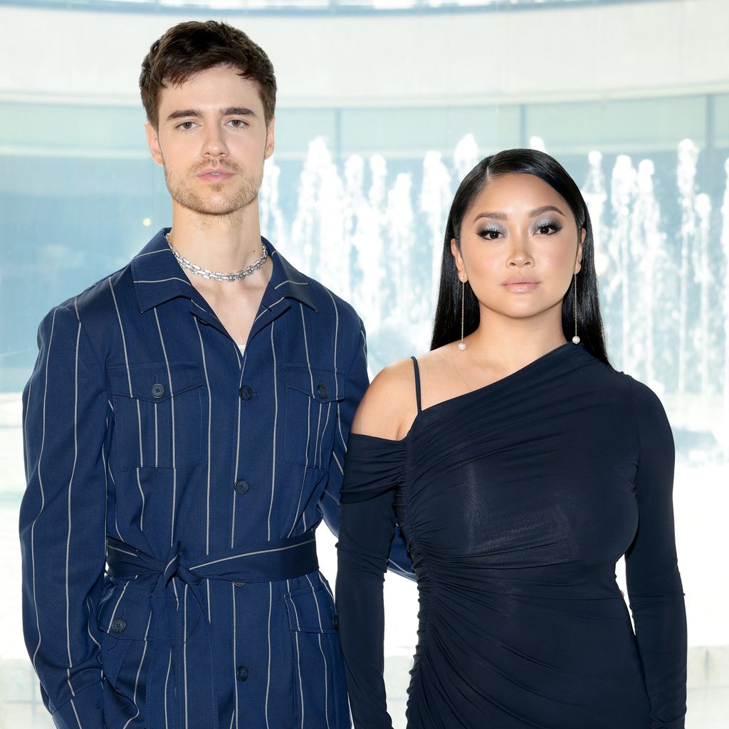 Anthony De La Torre und Lana Condor im September 2023