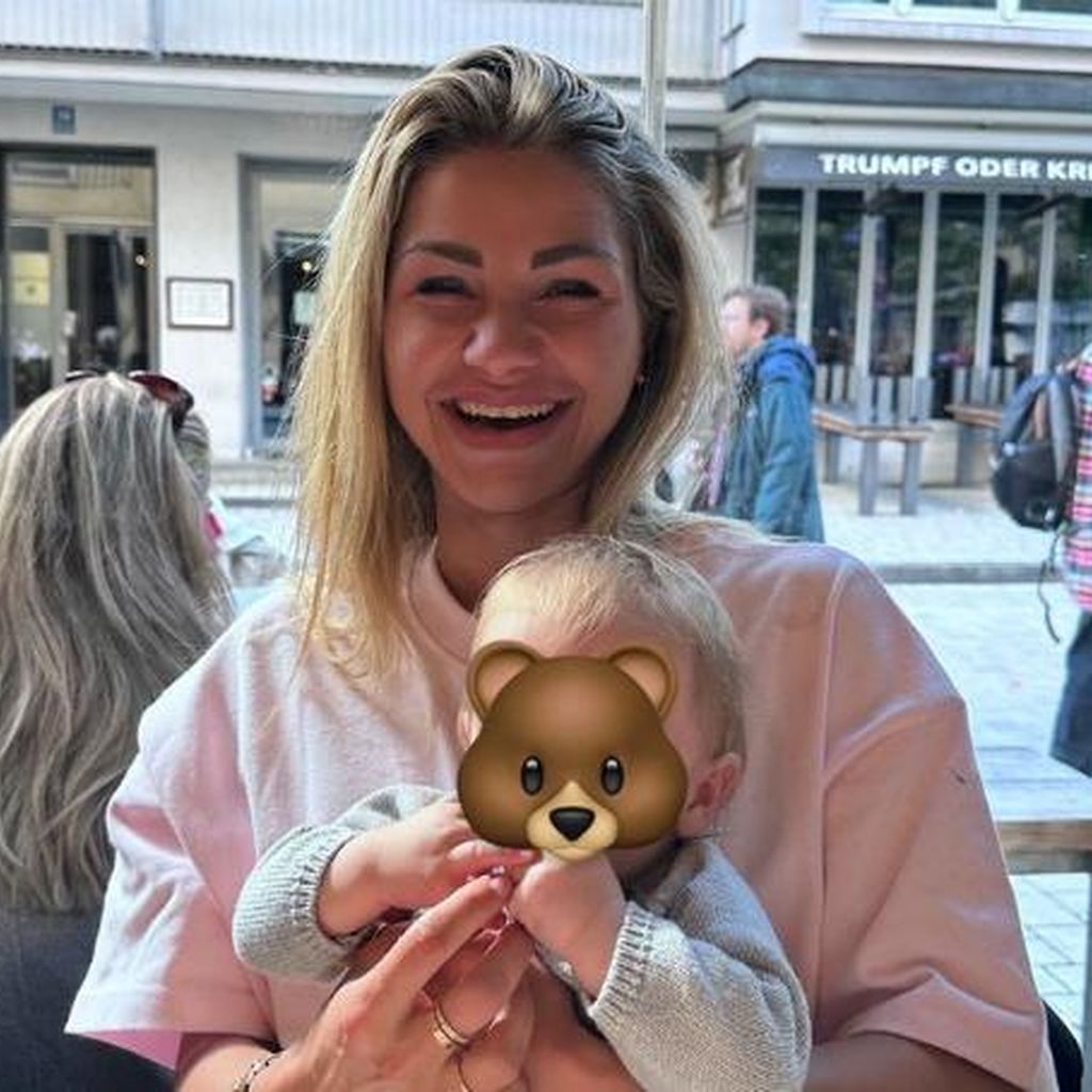 Antonia Elena und ihr Sohn Noah