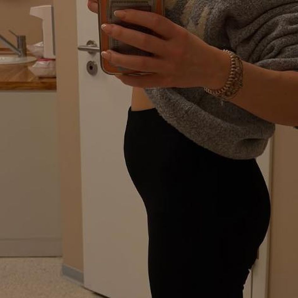 Antonia Hemmers Bauch, Dezember 2025