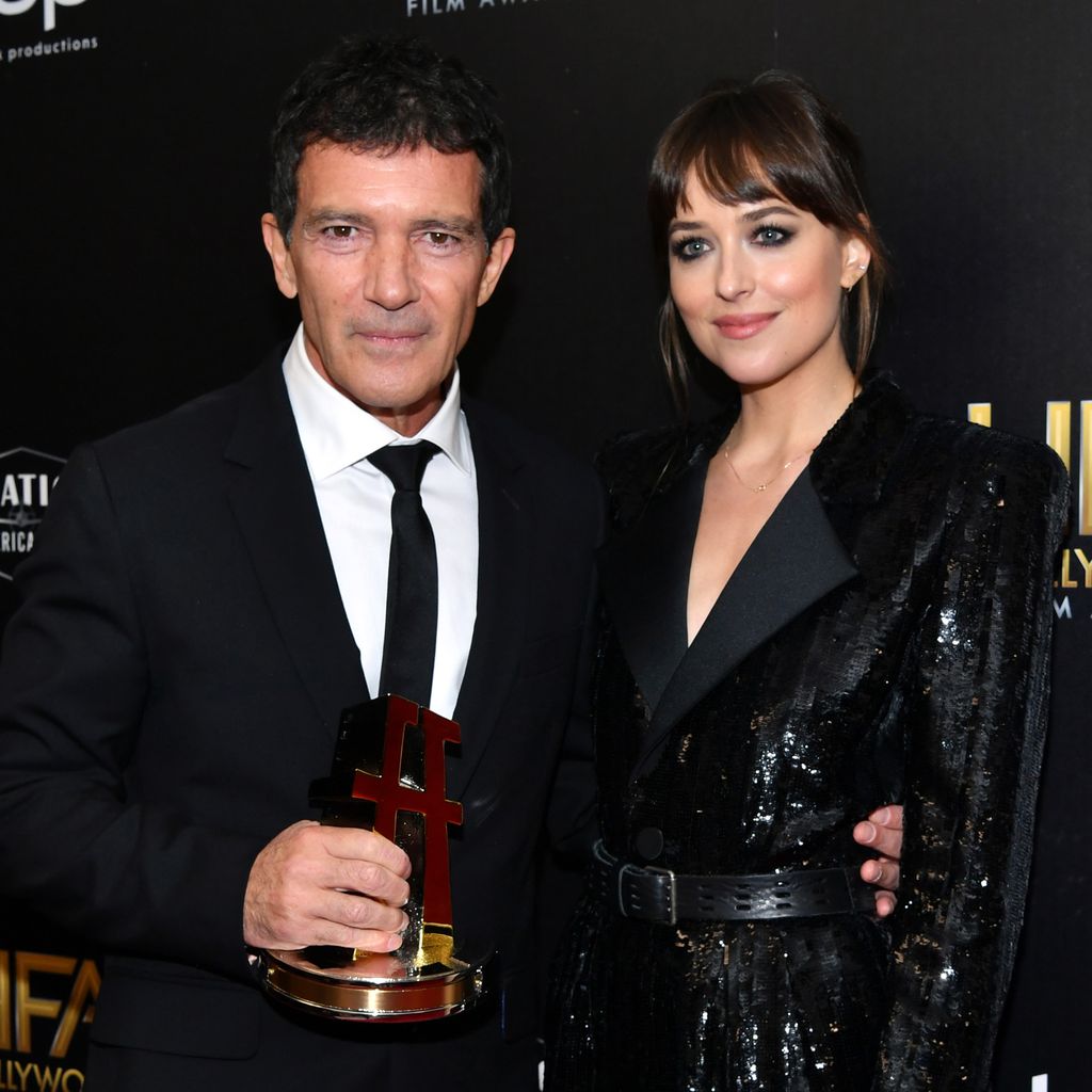 Antonio Banderas und Dakota Johnson im November 2019 in Beverly Hills