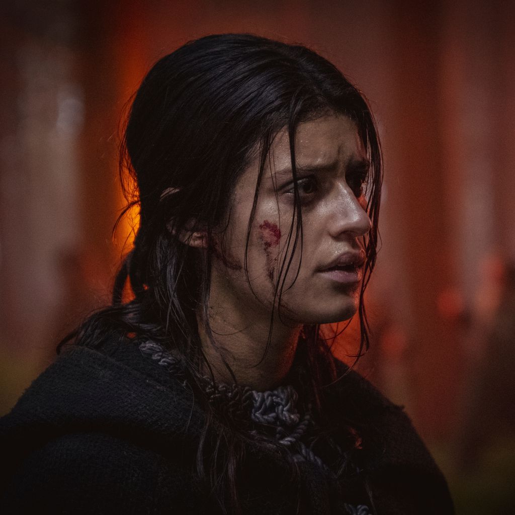 Anya Chalotra als Yennefer in "The Witcher"