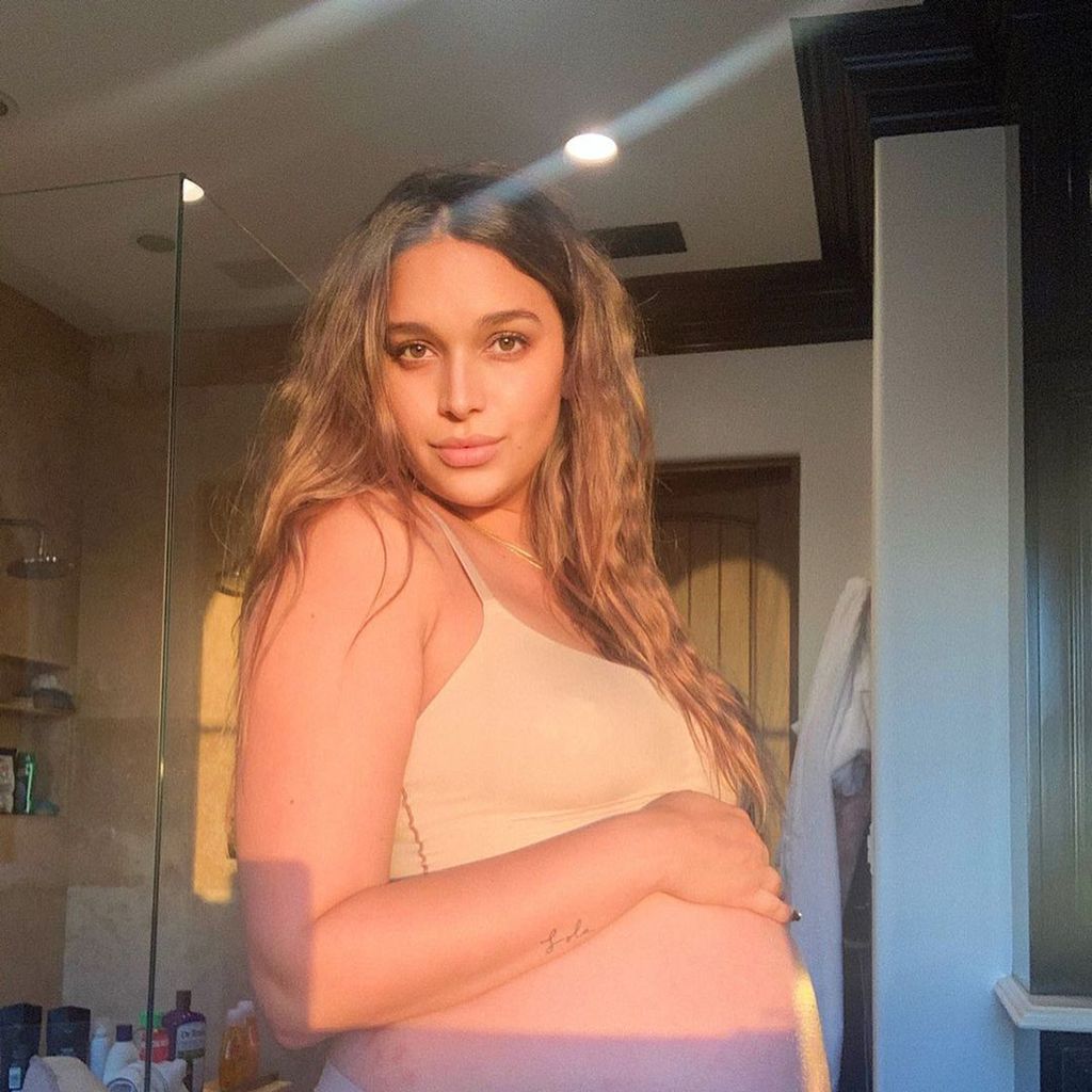 April Love Geary im November 2020