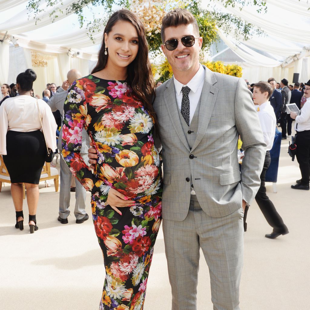 April Love Geary und Robin Thicke im Februar 2019