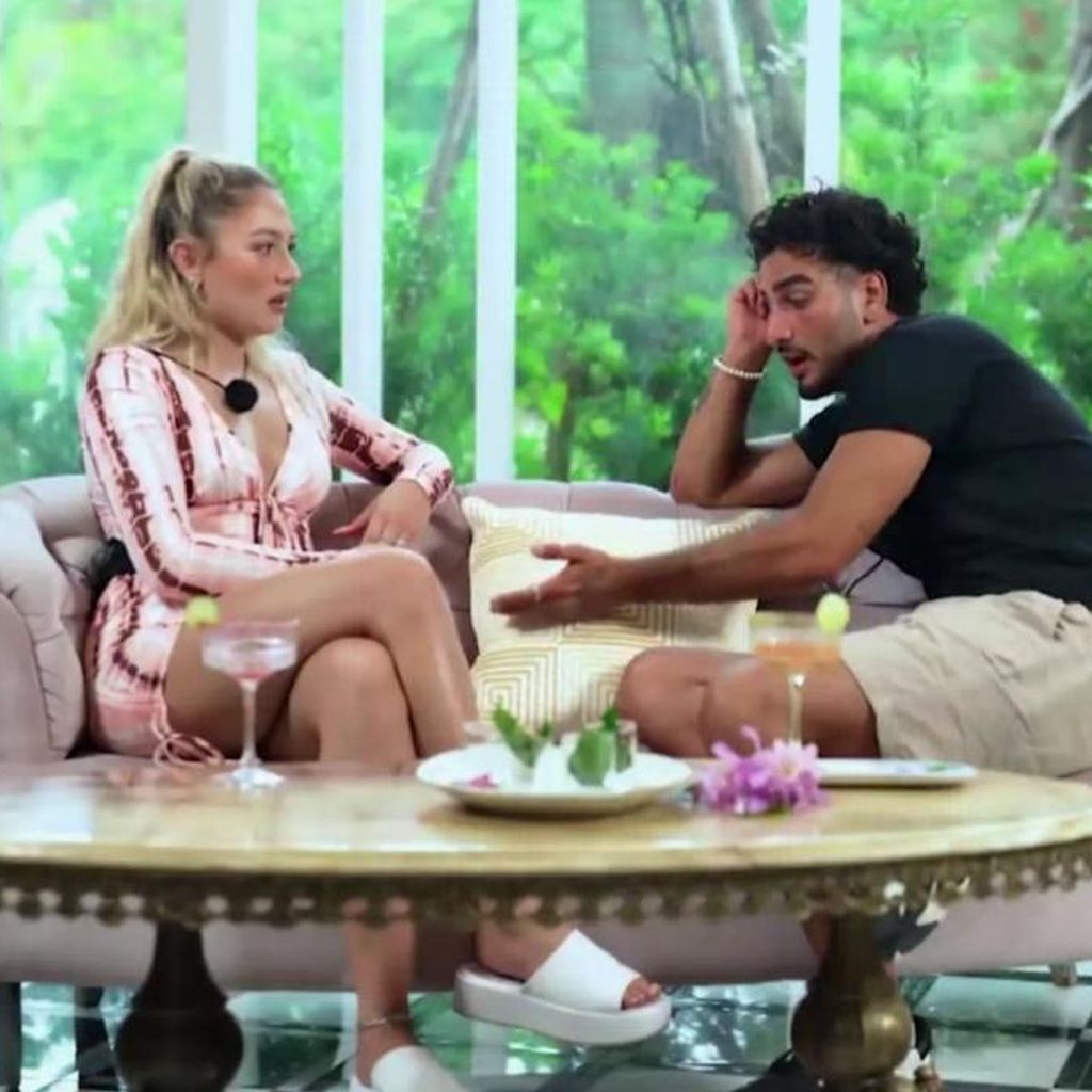 "Are You The One?"-Kandidaten Julia und Sidar auf einem Date