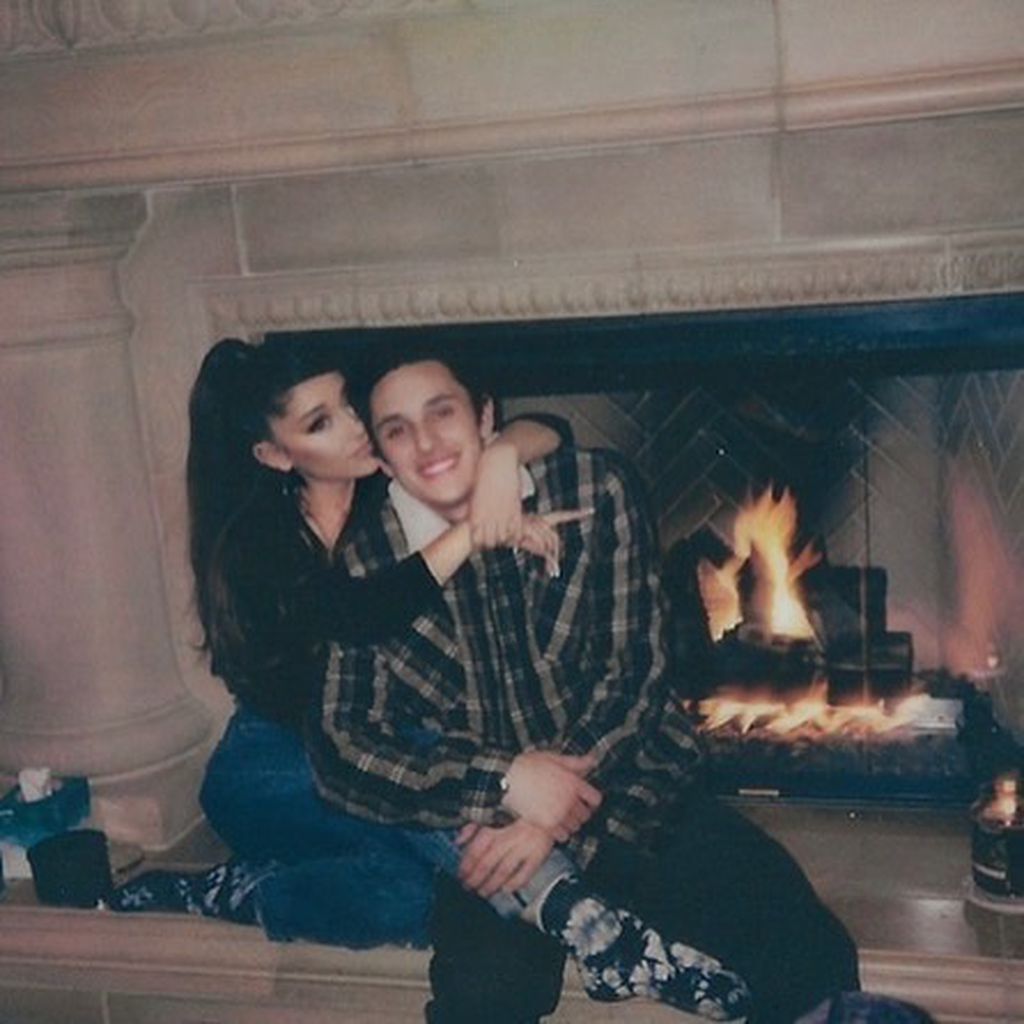 Ariana Grande mit ihrem Ehemann Dalton Gomez