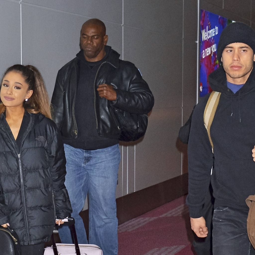 Ariana Grande mit Freund Ricky Alvarez bei der Ankunft am Tokyo International Airport, 11. April 2016