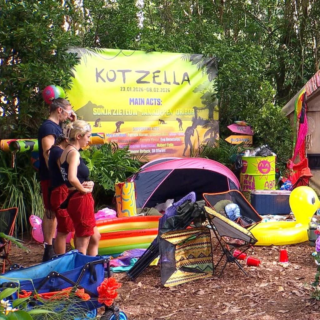 Ariel, Eva Benetatou, Gil Ofarim, Sonja Zietlow und Jan Köppen im Dschungelcamp 2026