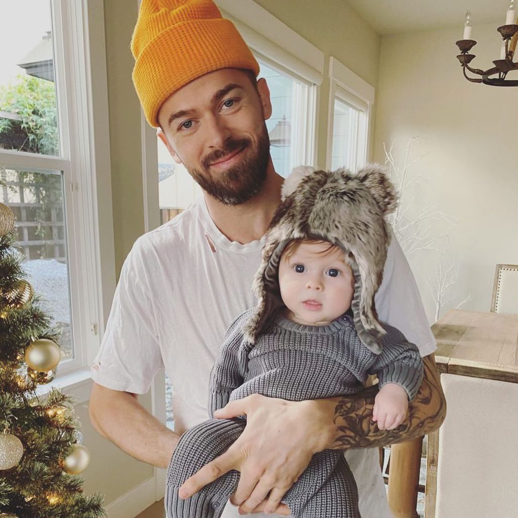 Artem Chigvintsev mit seinem Sohn Matteo