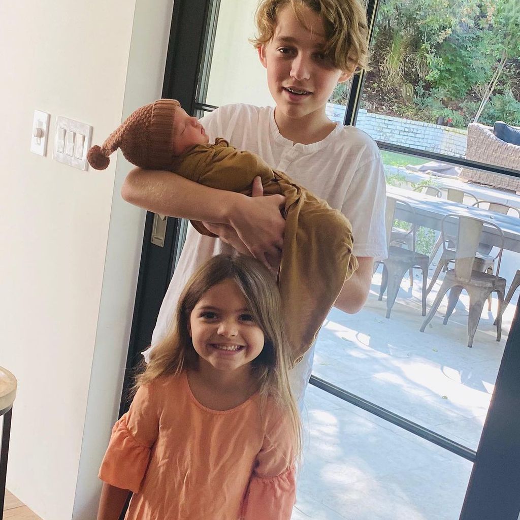 Ashlee Simpsons drei Kinder im November 2020